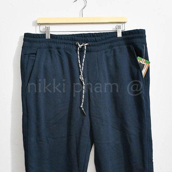Weatherproof Vintage Men’s Fleece Lined Jogger in Navy - Picture 3 of 5